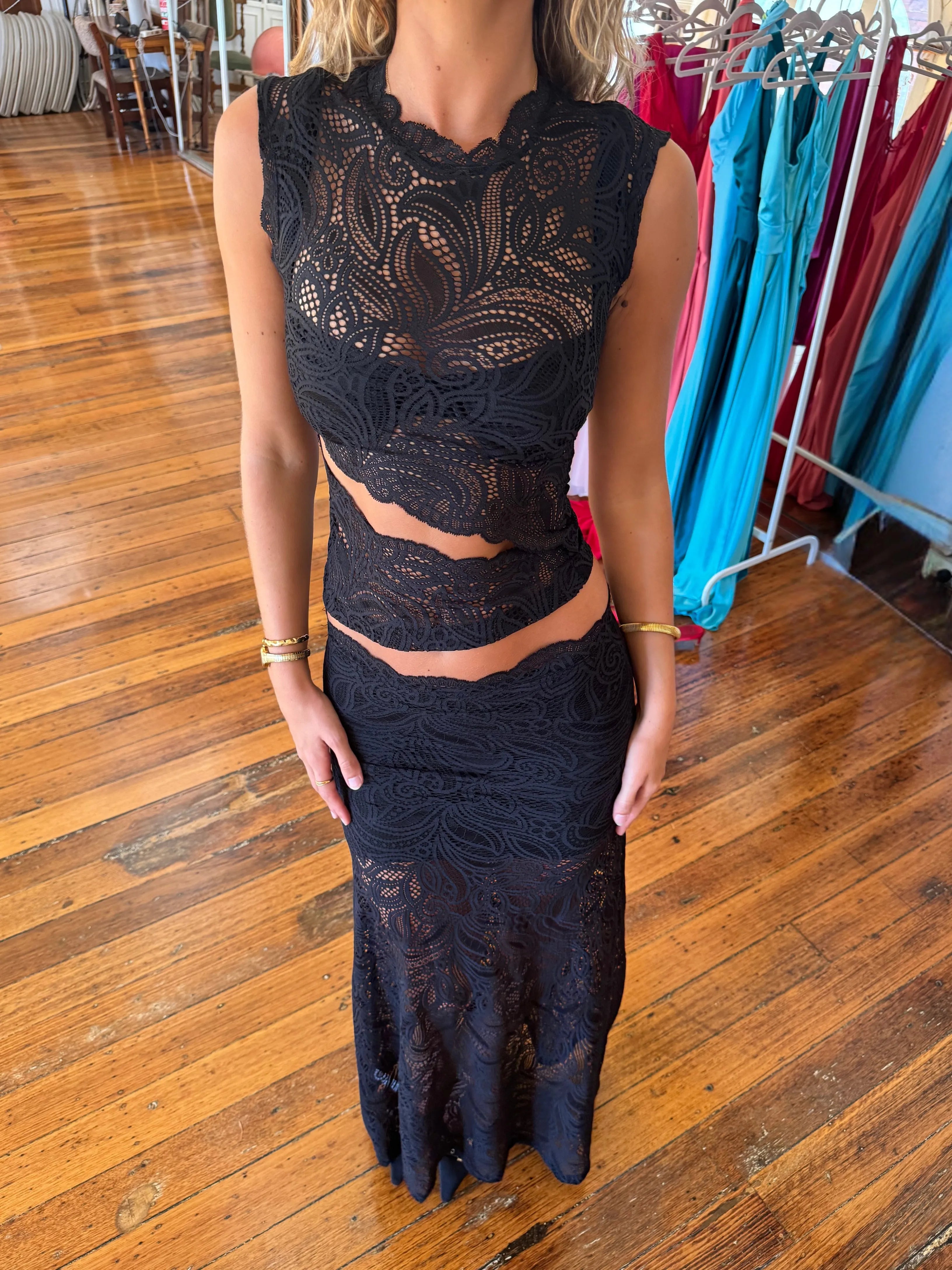 Rocelle Lace Duo Set: Bold Crop Top & Maxi Skirt