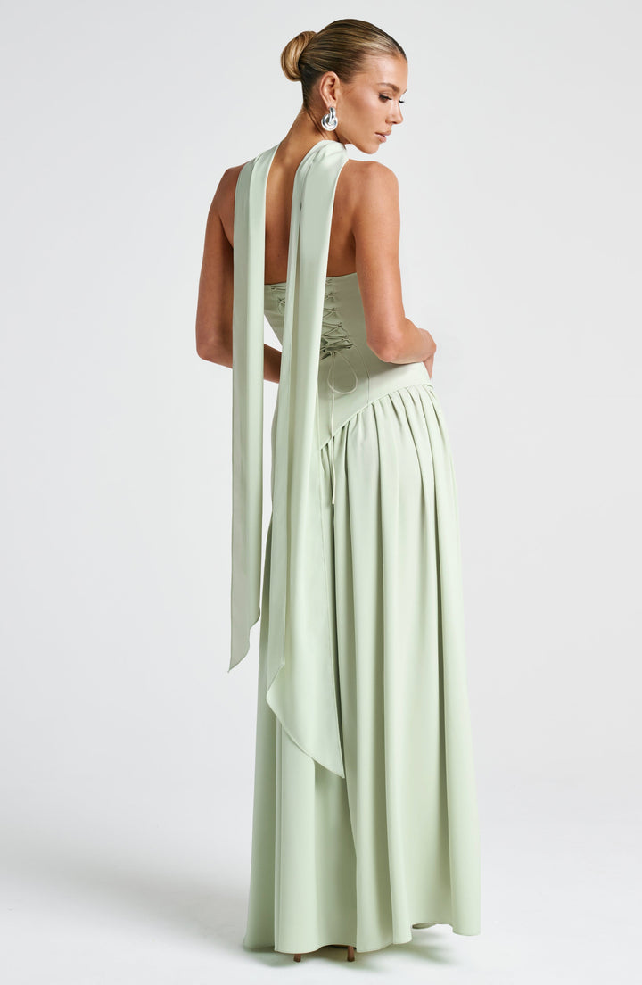High-Fashion Maxi Dress - Strapless Bodice & Dramatic Slit for Nighttime Chic
